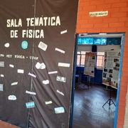 Grupo PET Física-UFOP participa da 2ª edição da Feira do Conhecimento na Escola Estadual Dom Silvério Grupo PET Física-UFOP participa da 2ª edição da Feira do Conhecimento na Escola Estadual Dom Silvério